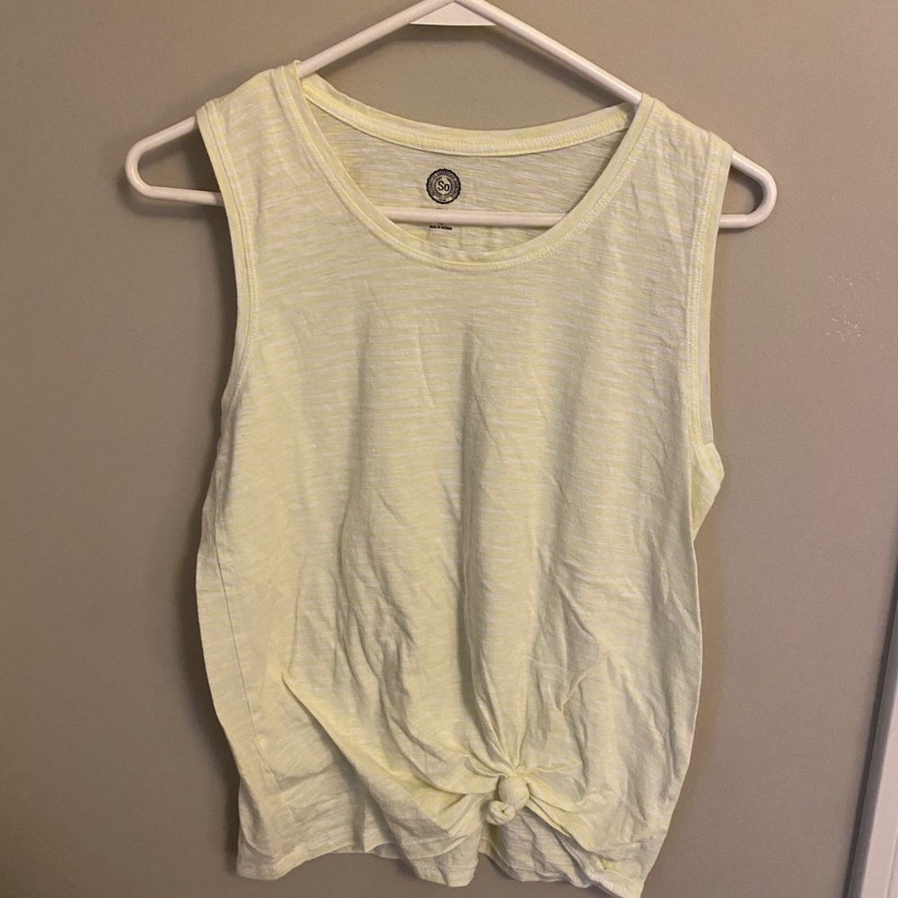Light weight striped yellow tank